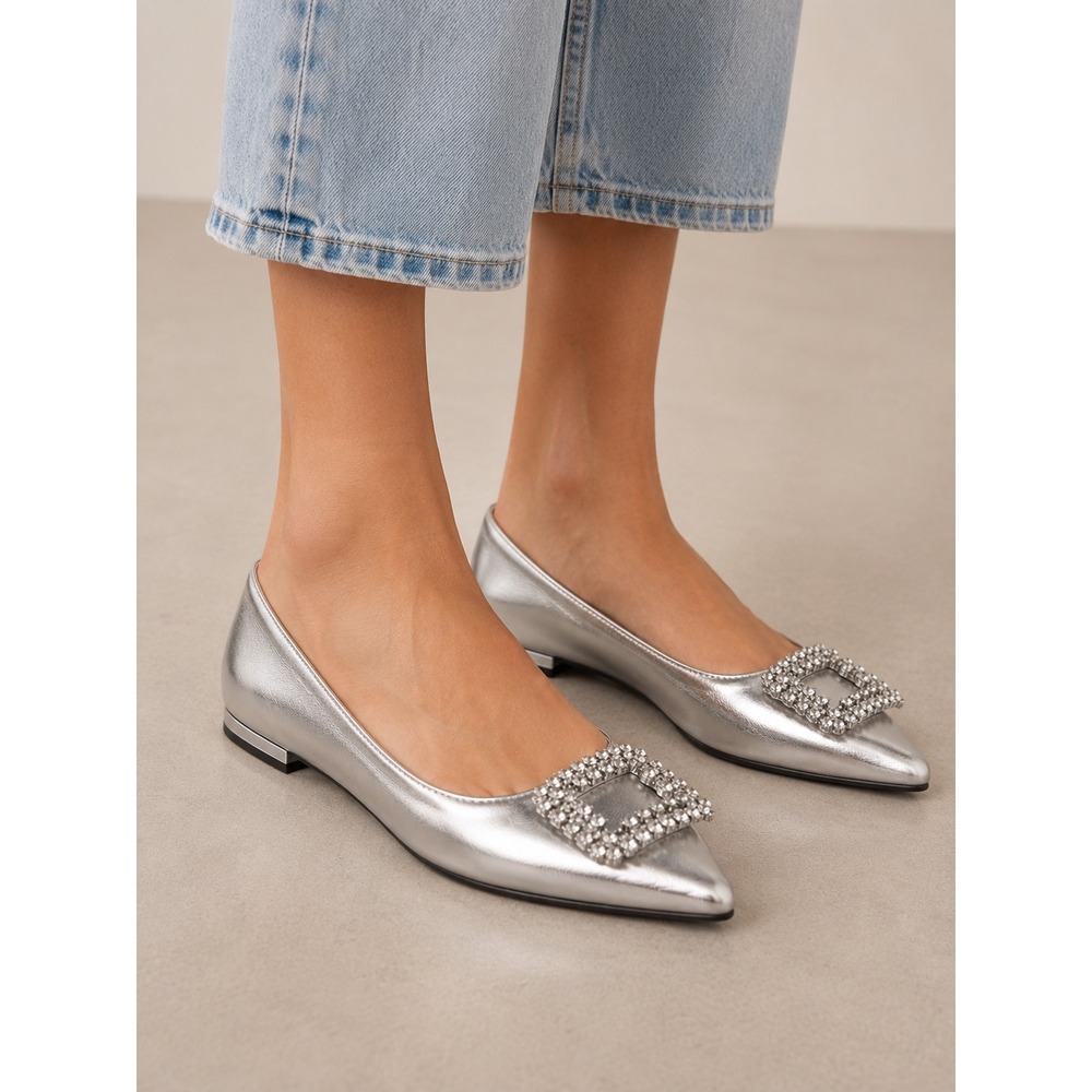 Nine West Silver Metallic Rhinestone Buckle Pointed Toe Flats Size 7.5